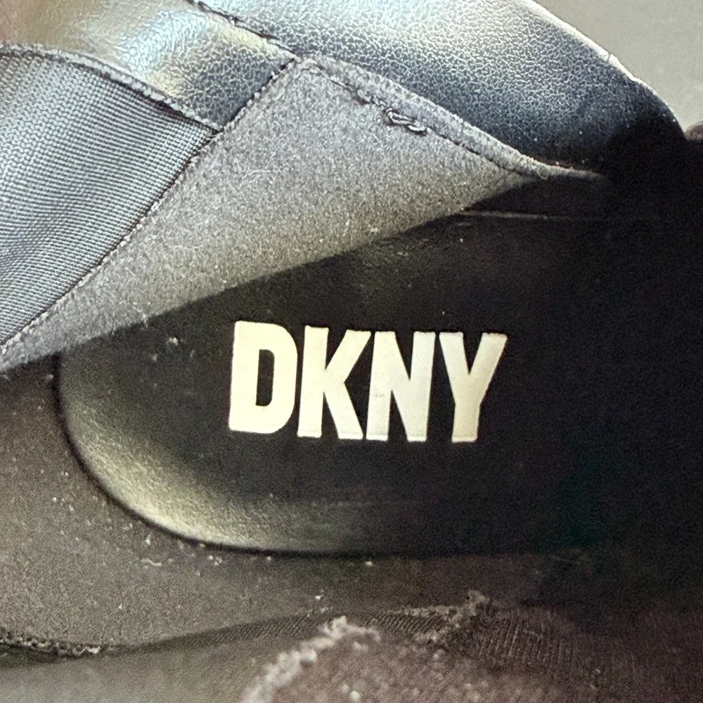DKNY Chandrah Black Over The Knee Block Heel Boots Stretch Shaft Womens Size 5.5